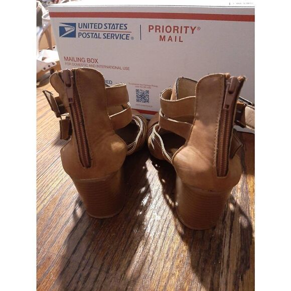 Size 7-8M Rue 21 etc! Brown Chunky Stacked Heel Rear Zip High Heel Shoes Booties - Picture 4 of 7
